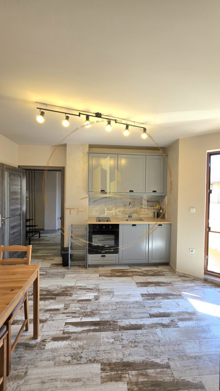 property header pic